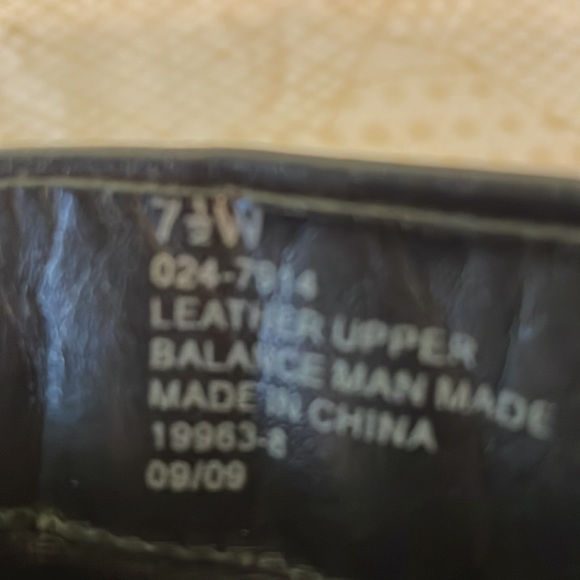 StJohns Bay women’s boots upper leather. Great condition inside and out. - Picture 11 of 12